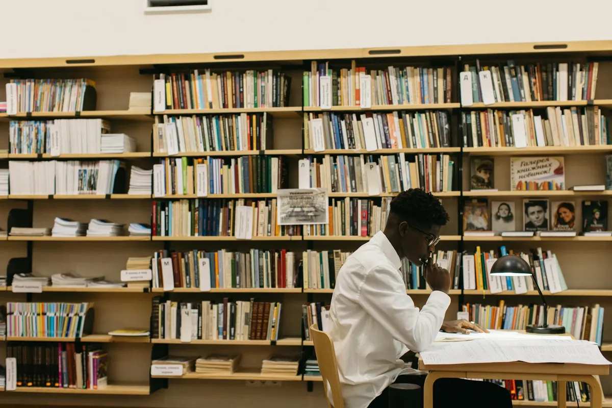 Brown Universe : Quand la Littérature Jeunesse Révèle la Beauté de Nos Identités