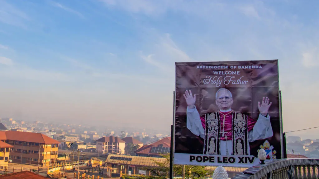 Le pape Léon XIV à Bamenda : un acte de diplomatie spirituelle dans la crise anglophone camerounaise